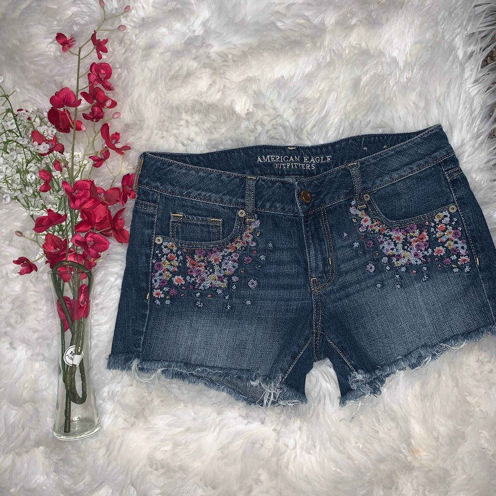 American Eagle Short